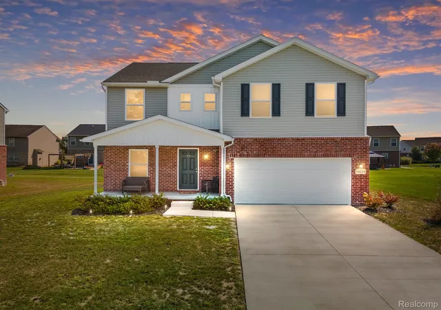 Photo 1 of Single family home for sale at 10219 Is Lake Dr, Taylor, MI 48180 | MLS# 20261064296 | Listing updated on 2026-08-13