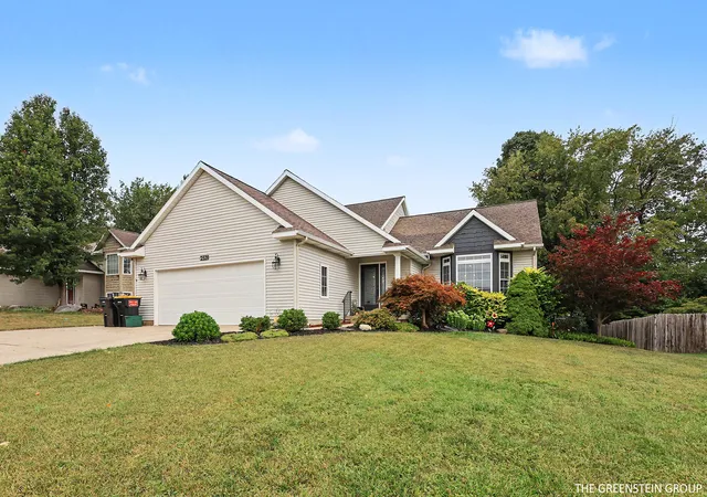 3rd image of 2531 Ridge Top Dr Sw, Byron Center, MI 49315 | MLS# 71026042438