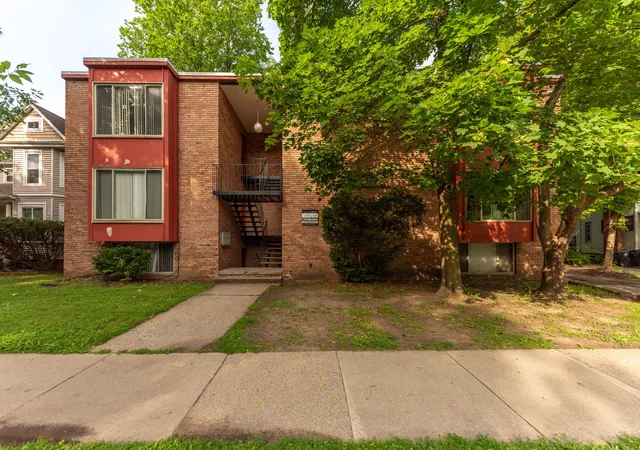 1st image of 1310 Packard St, Ann Arbor, MI 48104 | MLS# 81026042445
