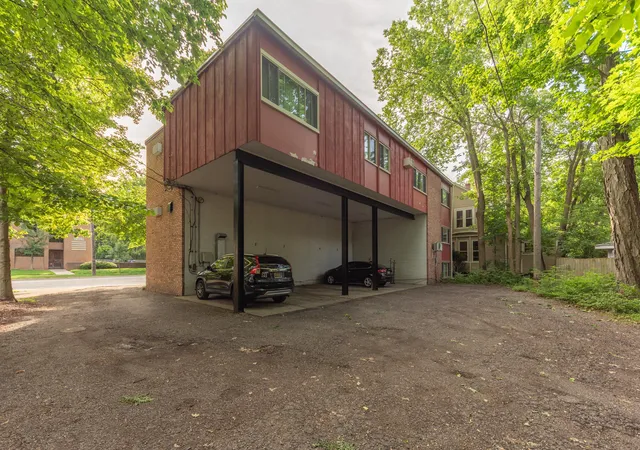 Photo 4 of Multi family home for sale at 1310 Packard St, Ann Arbor, MI 48104 | MLS# 81026042445 | Listing updated on 2026-10-22