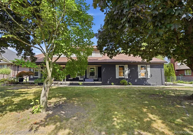 Photo 2 of Single family home for sale at 32480 Pembroke St, Livonia, MI 48152 | MLS# 20261064308 | Listing updated on 2026-09-20