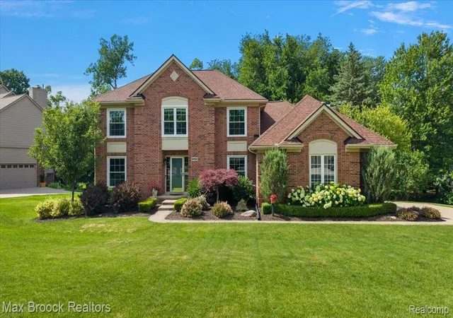 2nd image of 24435 Nantucket Dr, Novi, MI 48374 | MLS# 20261064311