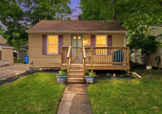 Photo 1 of Sale Pending at 3509 Hoover St, Kalamazoo, MI 49008 | MLS# 66026042464 | Listing updated on 2026-09-14