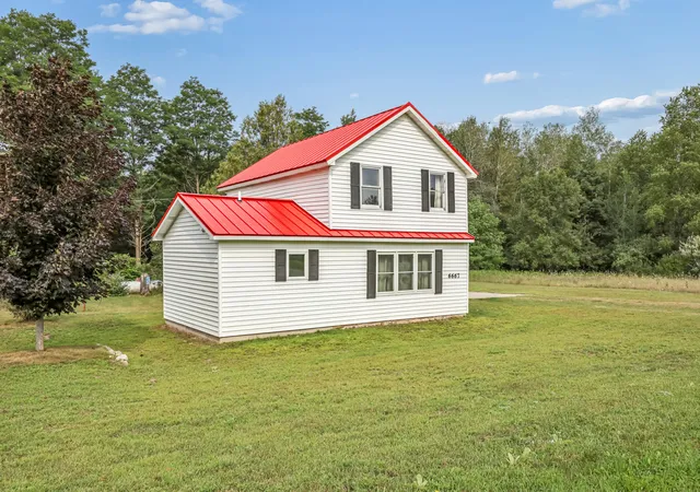 Photo 4 of Single family home for sale at 6667 N 126th Avenue, Hart, MI 49420 | MLS# 71026042472 | Listing updated on 2026-10-06