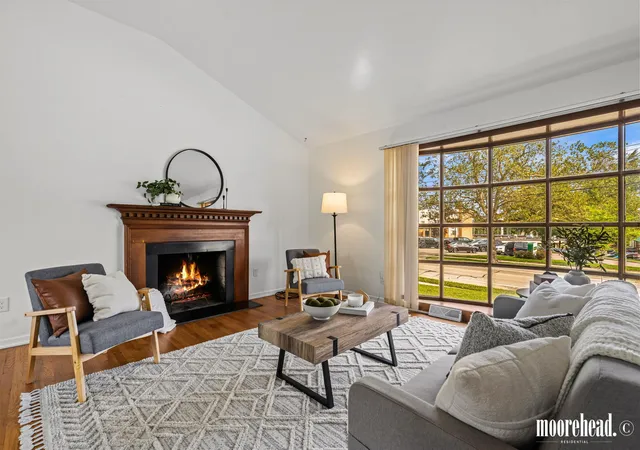 2nd image of 1860 Boston St Se, Grand Rapids, MI 49506 | MLS# 65026042473