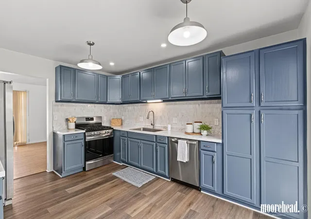 Photo 2 of Single family home for sale at 1860 Boston St SE, Grand Rapids, MI 49506 | MLS# 65026042473 | Listing updated on 2026-09-09