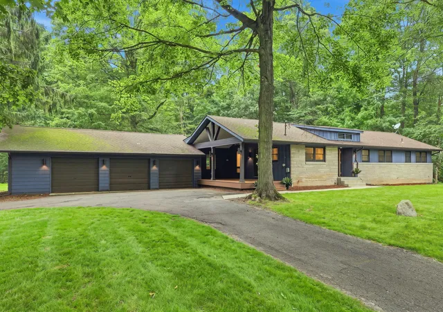 Photo 1 of Sale Pending at 1120 N Philip Rd, Niles, MI 49120 | MLS# 69026042459 | Listing updated on 2026-08-16