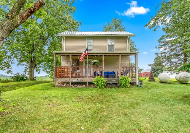 Photo 2 of Single family home for sale at 10303 Grass Lake Rd, Hillsdale, MI 49242 | MLS# 62026042462 | Listing updated on 2026-09-09