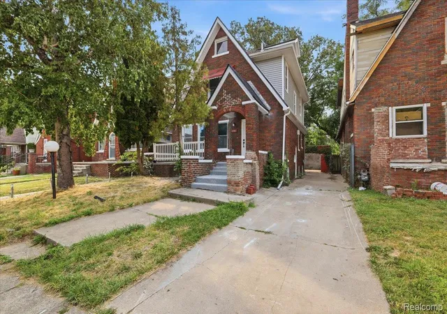 Photo 2 of Single family home for sale at 3281 Waverly St, Detroit, MI 48238 | MLS# 20261064326 | Listing updated on 2026-09-08