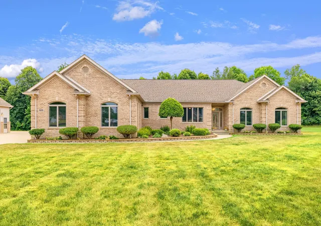 Photo 3 of Single family home for sale at 6100 Sunnys Way, Imlay City, MI 48444 | MLS# 58050218422 | Listing updated on 2026-08-27