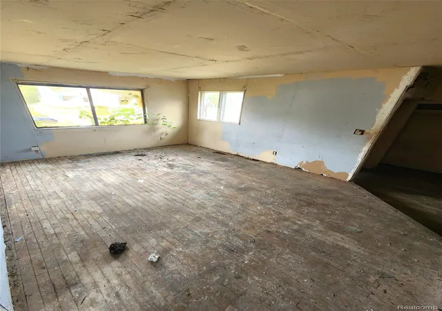 Photo 4 of Single family home for sale at 6104 Hilton Ln, Mount Morris, MI 48458 | MLS# 20261064328 | Listing updated on 2026-08-14