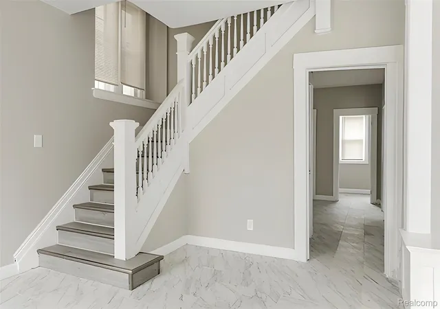 Photo 4 of Single family home for sale at 5733 Fischer St, Detroit, MI 48213 | MLS# 20261064329 | Listing updated on 2026-08-20