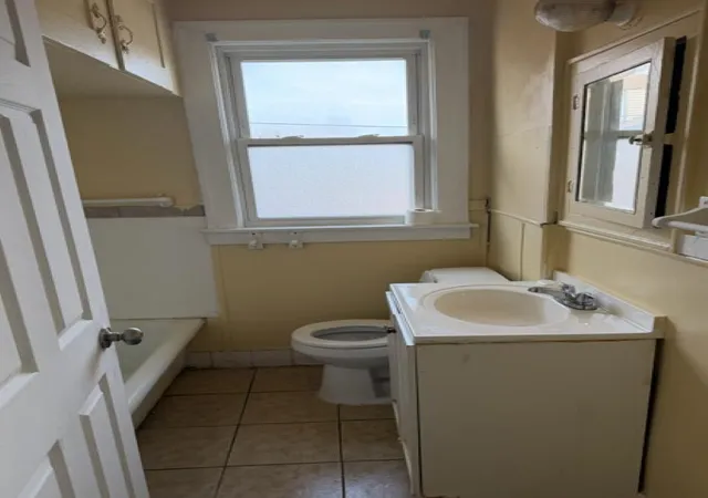 Listing Photo 5 - Condo for sale in building located at 2340 W Grand St, Detroit, MI 48219
