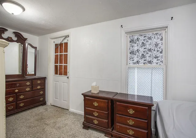 3rd image of 196 N Gardner Ave, Battle Creek, MI 49037 | MLS# 66026042488