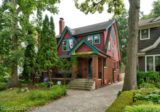 Photo 1 of Single family home for sale at 23 Hanover Rd, Pleasant Ridge, MI 48069 | MLS# 20261064344 | Listing updated on 2026-09-05