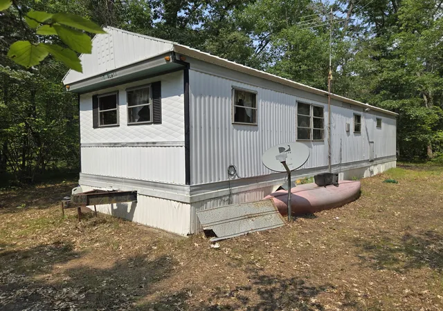 2nd image of 5140 S Kings Hwy, Chase, MI 49623 | MLS# 72026042504