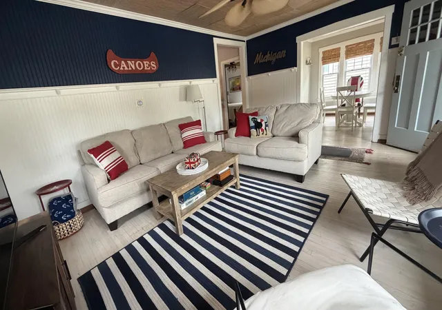 Photo 4 of Single family home for sale at 484 Upton Dr, Saint Joseph, MI 49085 | MLS# 69026042503 | Listing updated on 2026-09-05