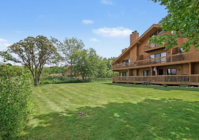 Listing Photo 3 - Condo for sale in building located at 6658 Schuss Mountain Ln, Mancelona, MI 49659
