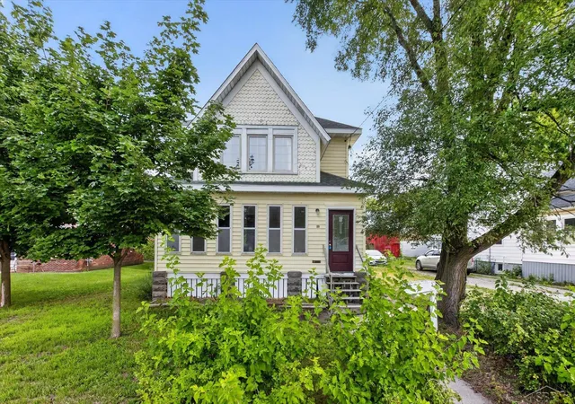 2nd image of 39 Washington St, Sebewaing, MI 48759 | MLS# 61050218431