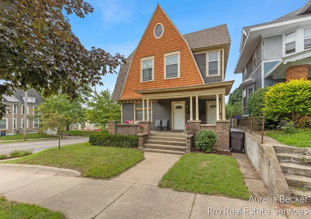 Photo 1 of Multi family home for sale at 745 Prospect Ave Se, Grand Rapids, MI 49503 | MLS# 65026042512 | Listing updated on 2026-10-08