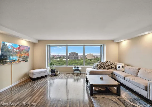 Photo 4 of House for sale at 1300 E Lafayette St #1509, Detroit, MI 48207 | MLS# 20261064361 | Listing updated on 2026-09-17