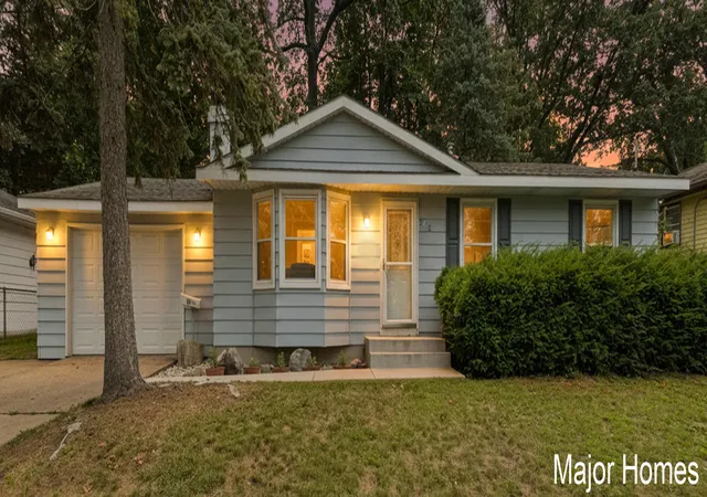 2nd image of 5738 Blaine Ave Se, Grand Rapids, MI 49508 | MLS# 65026042529