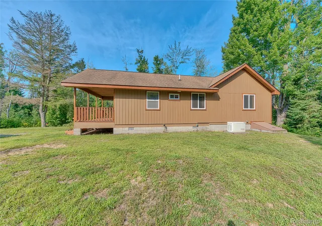 5th image of 376 N Abbe Rd, Fairview, MI 48621 | MLS# 20261064362