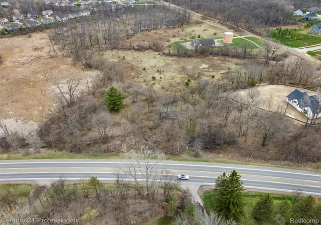 Photo 1 of Land for sale at 00 Old Rochester Rd, Oakland Charter Township Oakland, MI 48363 | MLS# 20261064373 | Listing updated on 2026-08-13