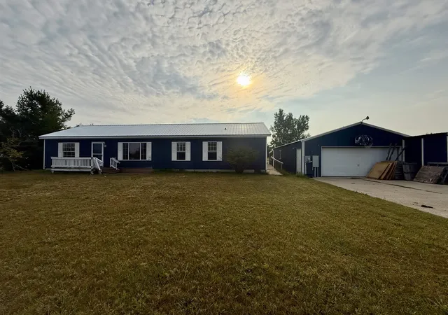 1st image of 5202 Kellie St, Mesick, MI 49668 | MLS# 78080072315