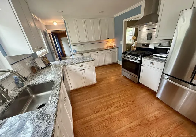 Photo 4 of Single family home for sale at 31180 E Rutland Dr, Beverly Hills, MI 48025 | MLS# 58050218436 | Listing updated on 2026-09-03