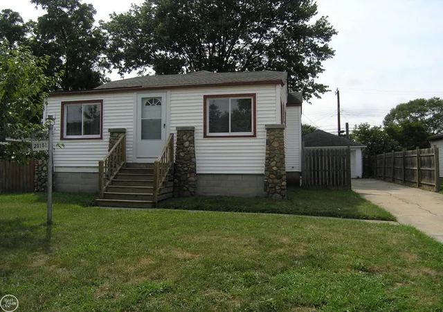 1st image of 25151 Dodge St, Roseville, MI 48066 | MLS# 58050218437