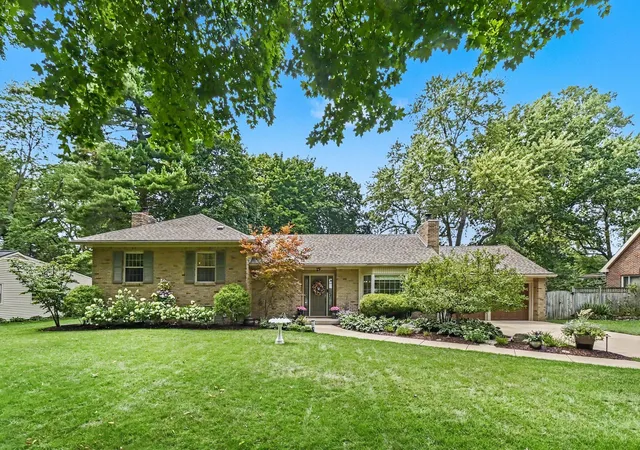 2nd image of 4591 Nakoma Dr, Okemos, MI 48864 | MLS# 71026042539