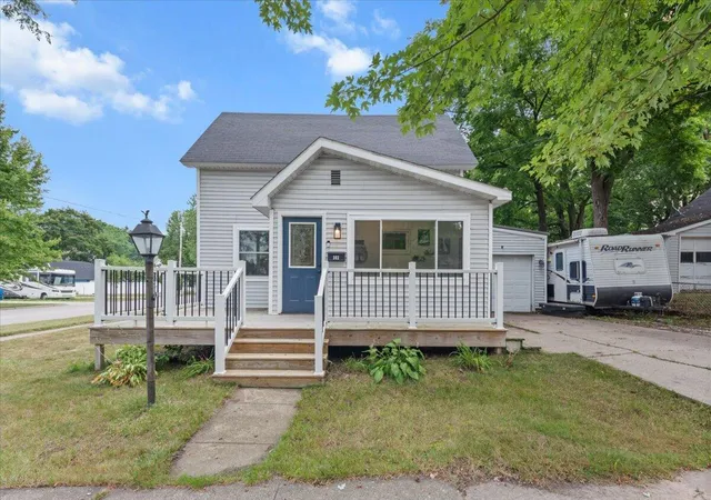 Photo 1 of Sale Pending at 303 E Dayton St, Fremont, MI 49412 | MLS# 71026042535 | Listing updated on 2026-09-02