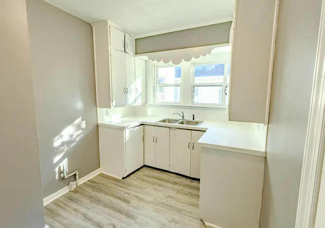 Photo 4 of Single family home for sale at 2525 Reynolds St, Muskegon, MI 49444 | MLS# 71026042547 | Listing updated on 2026-08-13