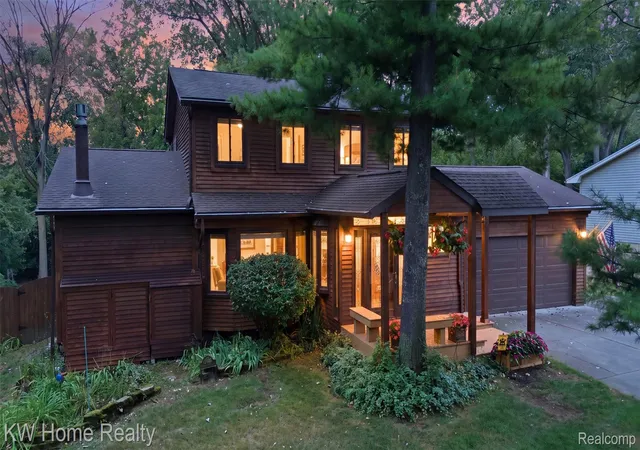 Photo 1 of Single family home for sale at 21435 Gill Rd, Farmington, MI 48335 | MLS# 20261064398 | Listing updated on 2026-09-01