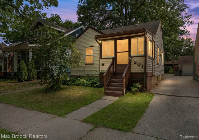 42nd image of 201 W Webster St, Ferndale, MI 48220 | MLS# 20261064402