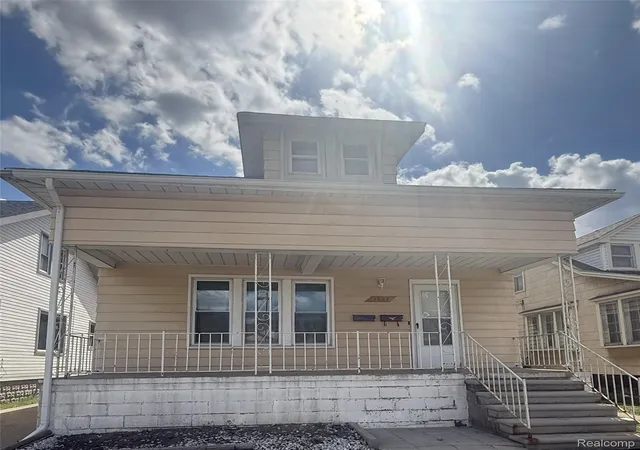 Photo 1 of Single family home for sale at 1307 University Ave, Lincoln Park, MI 48146 | MLS# 20261064405 | Listing updated on 2026-08-19