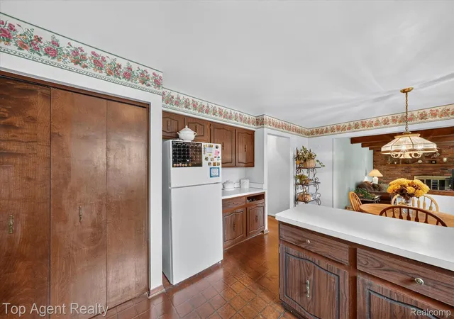 Photo 3 of Single family home for sale at 6084 Deguise Ct, Rochester Hills, MI 48306 | MLS# 20261064408 | Listing updated on 2026-09-14