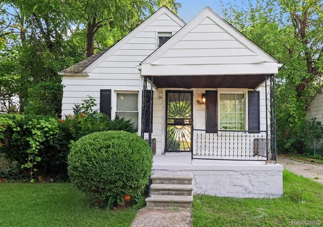 Photo 1 of Single family home for sale at 9636 Plainview Ave, Detroit, MI 48228 | MLS# 20261064410 | Listing updated on 2026-09-11