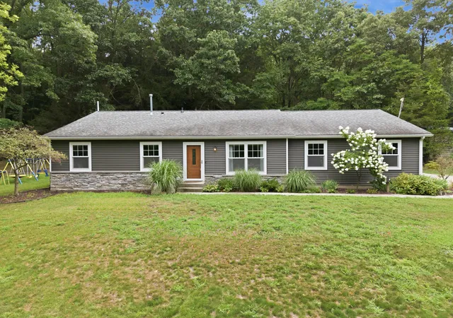 Photo 1 of Single family home for sale at 5643 E C Ave, Richland, MI 49083 | MLS# 66026042549 | Listing updated on 2026-08-13