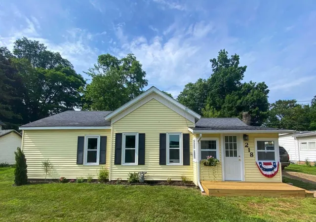 1st image of 218 W Market St, Centreville, MI 49032 | MLS# 68026042554