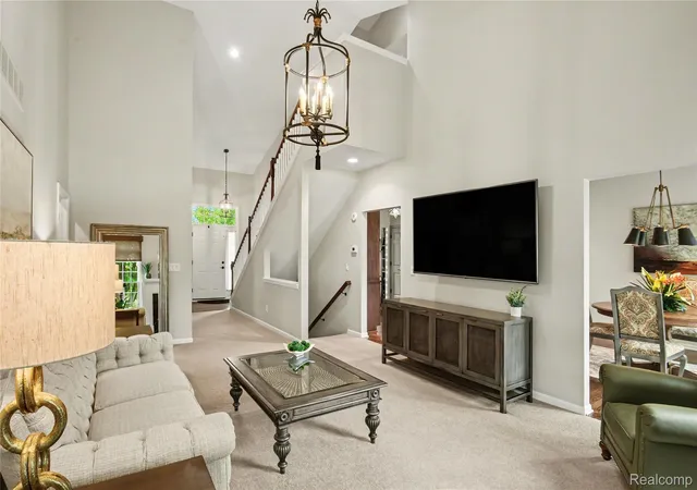 Listing Photo 3 - Condo for sale in building located at 13048 Harbor Landings Dr, Fenton, MI 48430