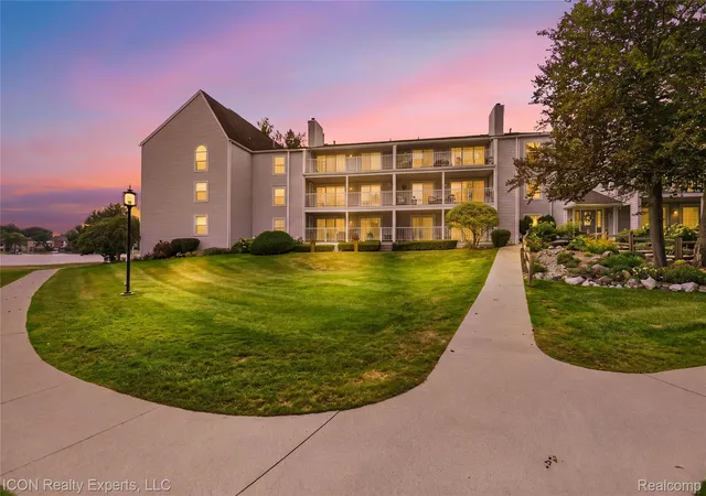 Photo 1 of Condo for sale at 3559 Port Cvs Dr #27, Waterford, MI 48328 | MLS# 20261064440 | Listing updated on 2026-09-09