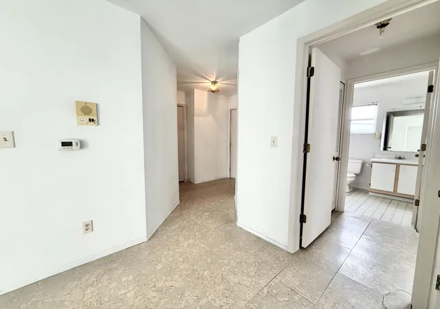 Photo 3 of Condo for sale at 2203 S Huron Pkwy #4, Ann Arbor, MI 48104 | MLS# 81026042565 | Listing updated on 2026-09-17