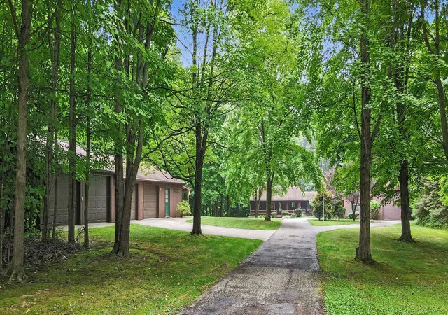 35th image of 1176 Hamilton Rd, Battle Creek, MI 49017 | MLS# 66026042558