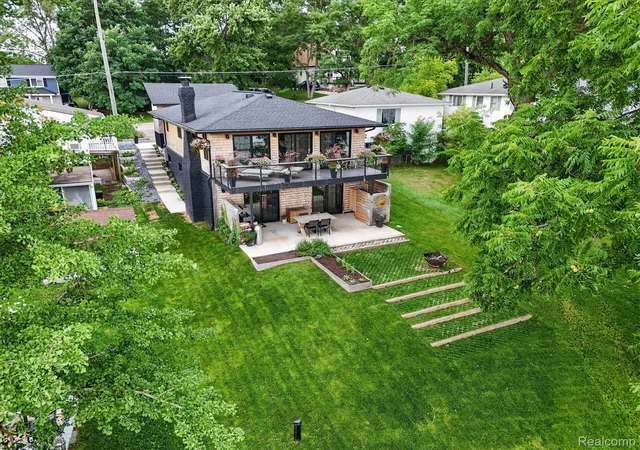 Photo 1 of Sale Pending at 3344 Rush Lake Rd, Pinckney, MI 48169 | MLS# 20261064442 | Listing updated on 2026-09-09