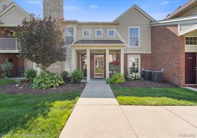 Photo 3 of Condo for sale at 52316 Naugatuck Dr, Macomb, MI 48042 | MLS# 20261064458 | Listing updated on 2026-09-14