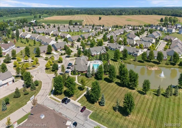 34th image of 52316 Naugatuck Dr, Macomb, MI 48042 | MLS# 20261064458