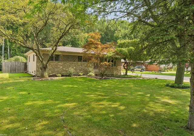 Photo 2 of Single family home for sale at 48343 Forbes Dr, Chesterfield, MI 48047 | MLS# 58050218450 | Listing updated on 2026-09-01