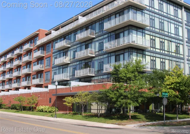 2nd image of 101 Curry Ave #436, Royal Oak City Oakland, MI 48067 | MLS# 20261064467